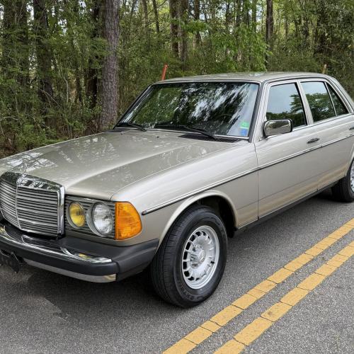 Mercedes-Benz 300D Turbo