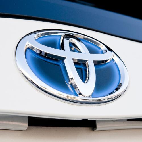 Toyota Hybrid badge