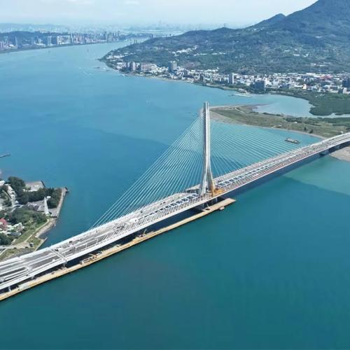 Danjiang Bridge