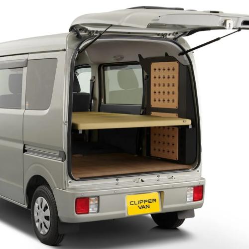 nissan camper van