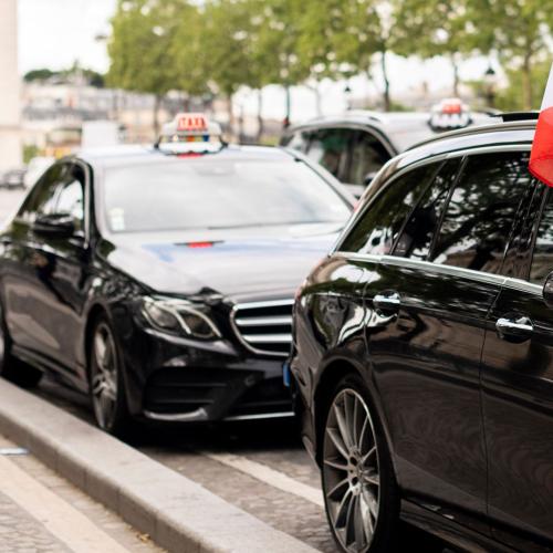 taxi-g7