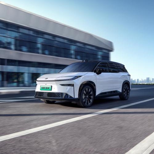 toyota_bz3x