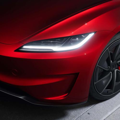 Tesla Model 3 Performance