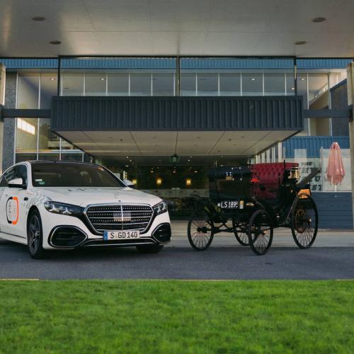 Mercedes Benz 100 xronia