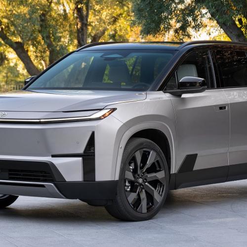 Toyota Highlander EV