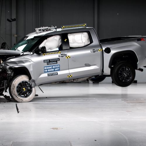 IIHS Crash-test