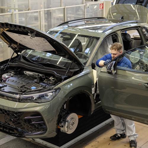 Volkswagen Golf production