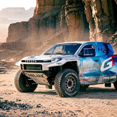 Toyota FC Hilux