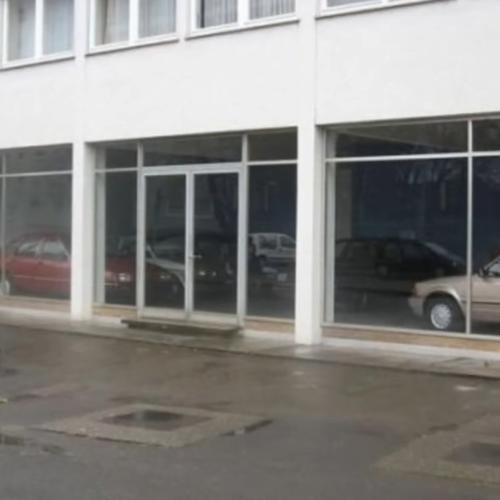 Στοιχειωμένη έκθεση αυτοκινήτων 